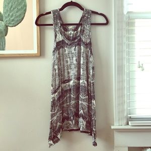 Anthropologie sleeveless tunic top